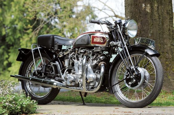 1939 Vincent Series A Rapide. Because of its profusion of external oil pipes, tubes and hoses, the Vincent Series A Rapide did indeed earn the epithet “Plumber’s Nightmare.”