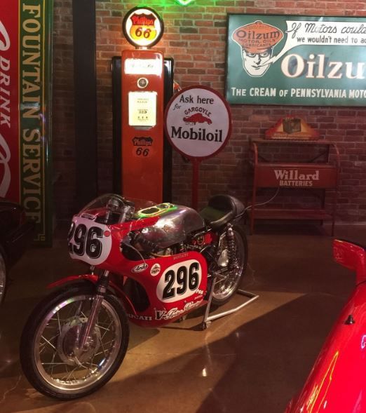 1962 Ducati 250CC F3 Corsa - Garage