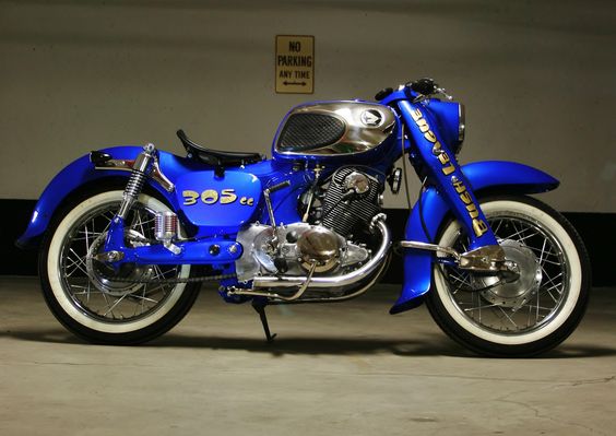 1966 Honda 305 Dream - Pipeburn - Purveyors of Classic Motorcycles, Cafe Racers & Custom motorbikes