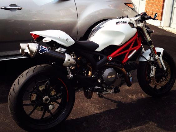 2012 Ducati Monster 796 with Termignoni exhausts and Rizoma Spy R mirrors and Rizoma sport line grips