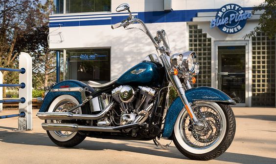 2015 Harley-Davidson® Softail® Softail® Deluxe Motorcycles Photos & Videos - Gorgeous! I just love that Hard Candy Cancun Blue Flake paint.