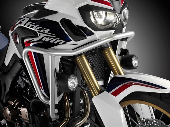 2016 Honda Africa Twin CRF1000L Accessories | Check out the Protection & Storage Accessory options from Honda with crash bars, saddlebags and trunk plus more!