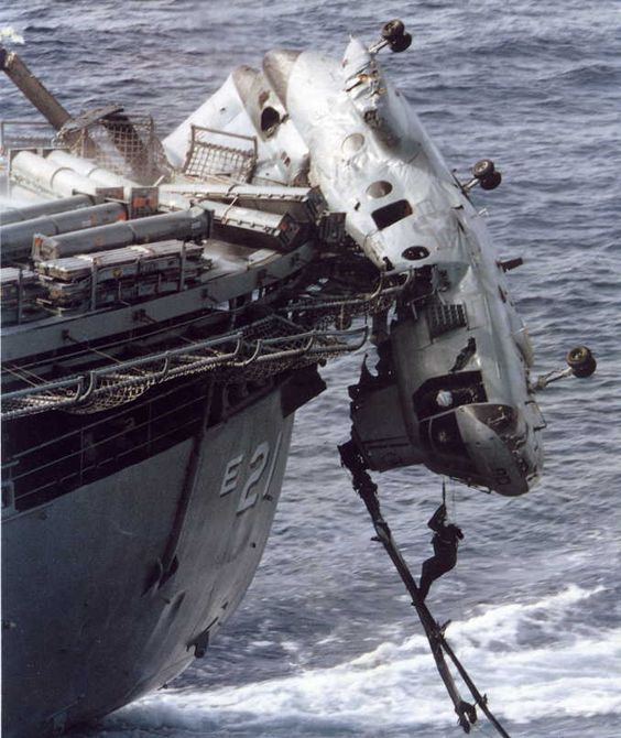 aircraft-carrier-accident