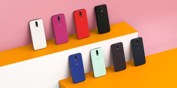 Amazon is now subsidizing the Moto G and other smartphones with on-screen ads | TechCrunch