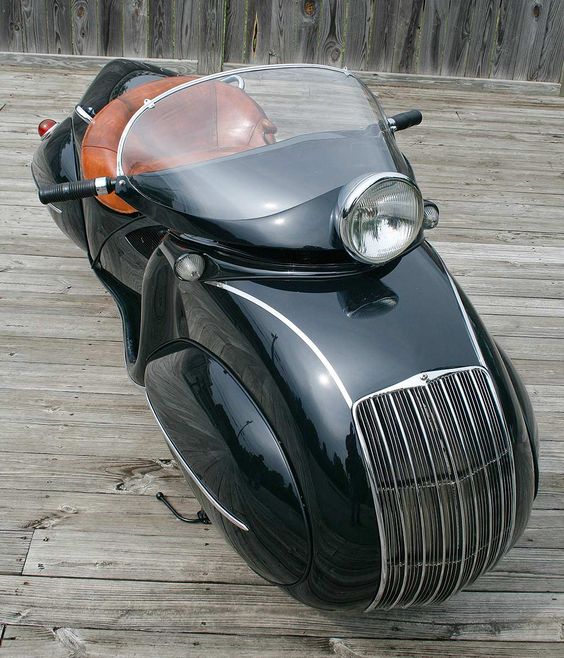antique enclosed motorcycle | ... hard to think of the creation as anything less than a true motorcycle