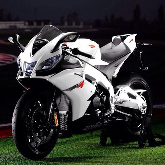Aprilia RSV4. CLICK the PICTURE or check out my BLOG for more: