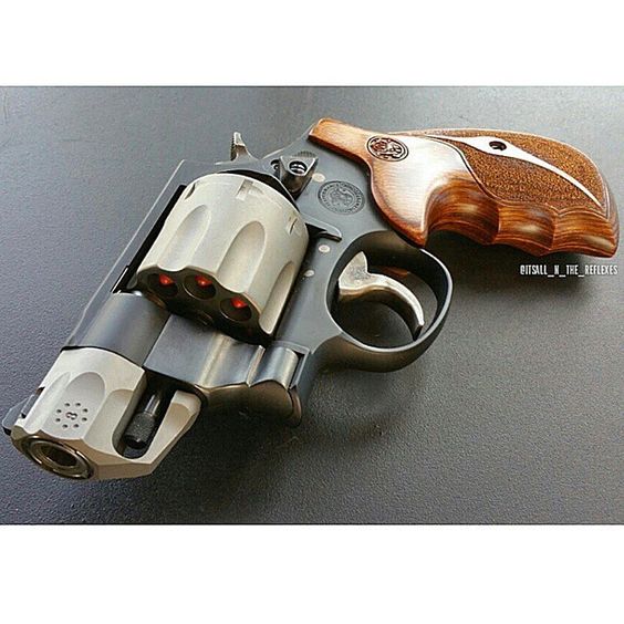 awesome-is-everywhere: knifeandgunblog:  I’m not even a revolver guy.