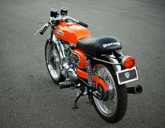 Benelli Cafe Racer