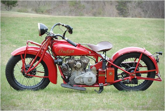 Buck’s Indian Motorcycle is a family run business in West Virginia. Headed by Buck Rinker, the family restore beautiful vintage Indian motorcycles. Indian is an American brand of motorcycles, they were manufactured from 1901 to 1953, they are timeless works of art.