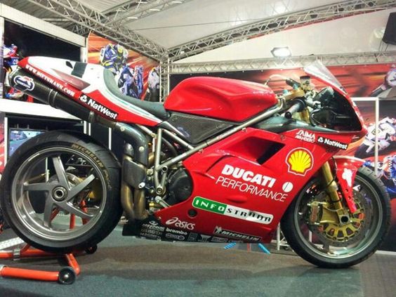 Carl Fogarty's Ducati 996R (I think?)