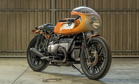 CRD#64 - CafeRacerDreams's BMW R100 hommage to the R90S. Frankly I'd prefer this one over the original!
