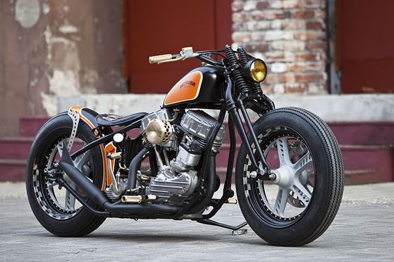 Custom 1951 Harley-Davidson Panhead by Thunderbike
