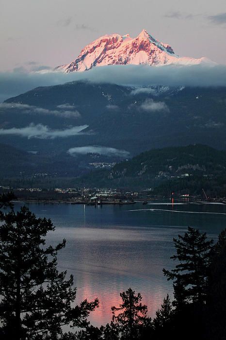 ✮ Diamond Head Squamish - British Columbia, Canada