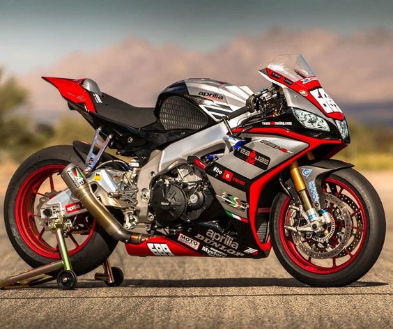 “DOUBLE TAP 2016 RSV4 superbike