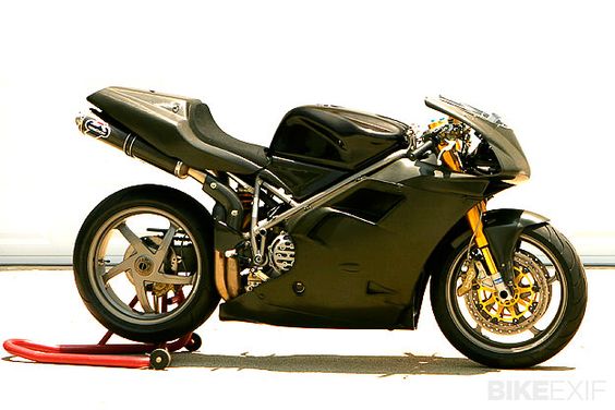 Ducati 748RS