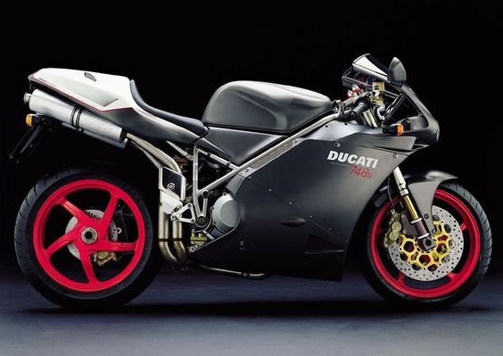 Ducati 748S (2002)