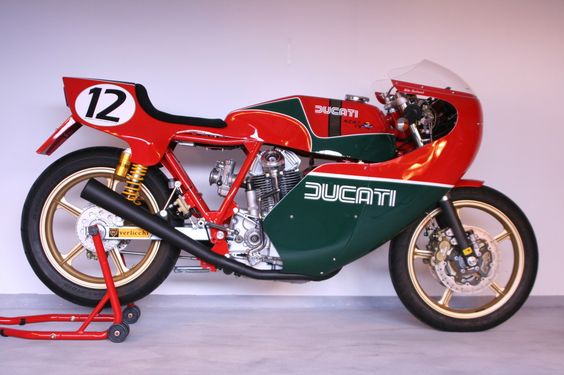 Ducati 900 MHR TT