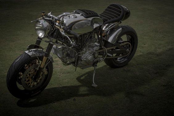 Ducati 900ss Cafe Racer “Velocità dEpoca” by BCR - Benjie’s Cafe Racer #motorcycles #caferacer #motos | 