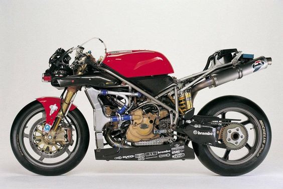 Ducati 996RS. Some fine magnesium bits.