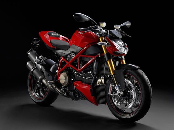 Ducati Streetfighter S  (The Top 20 Fastest Streetfighter Bikes in the World)