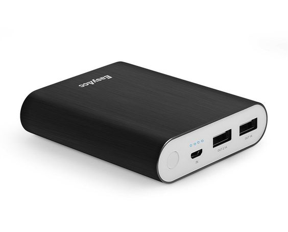 EasyAcc giveaway, dual USB Power Bank 10400mAh