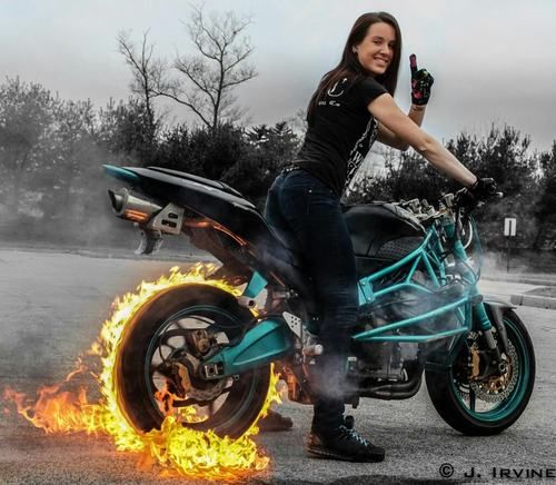 Fire burnout Nice picture from our fan |Girls, cars and bikes