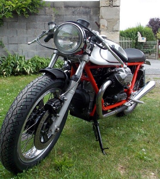 GARNIER MOTORCYCLES - Guzzi 850 T3 de Michel