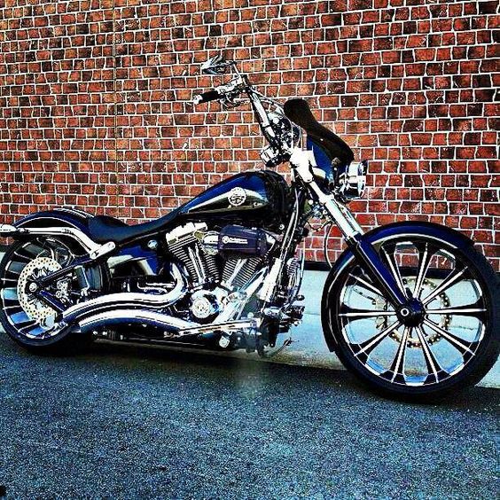 Harley-Davidson custom Breakout