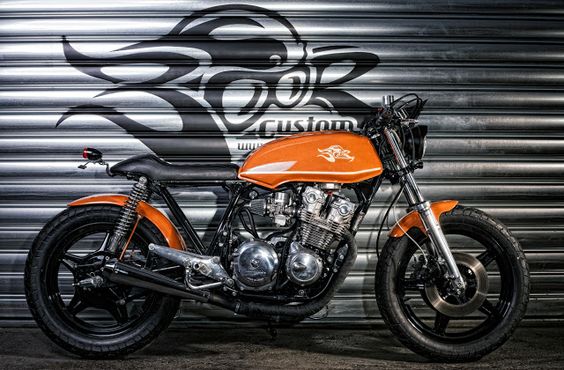 ϟ Hell Kustom ϟ: Honda CB750 By Boor Custom