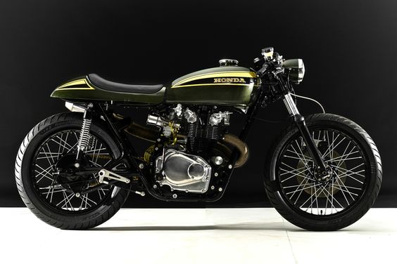 Honda CB450 Cafe Racer 1973 by Hangar Clycleworks #motorcycles #caferacer #motos |