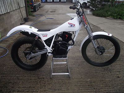 honda tlr 200 twinshock trials bike, not. ty, ossa, pre 65, montesa, fantic. | eBay £2,000.  Really prefer Italian and Spanish trials  these are very pretty.