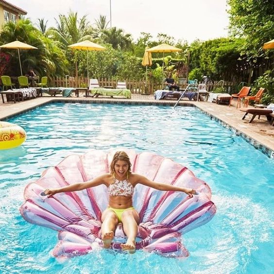 I need this pool float