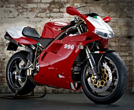 Lightly modified Ducati 996SPS