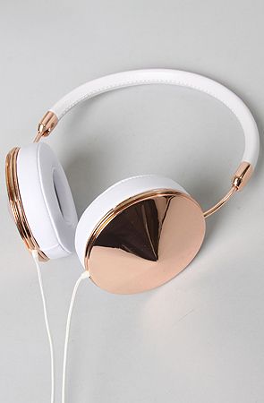 Love these incredibly chic rose gold Taylor headphones, $200 Insanely cool white leather headphones featuring rose gold hardware and memory foam earpads. 3-button mic with volume, music and phone control. Fabric cord, compatible with iPod/iPhone/iPad.
