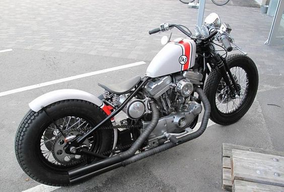 Love this custom Harley by Charles Nouÿrit.