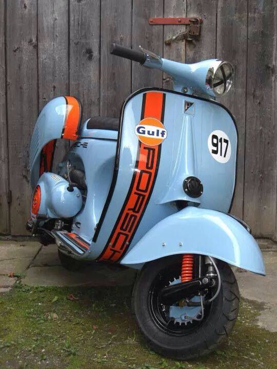 Modified 1964-ish Vespa with Porsche 917 / Ford GT-40 'Gulf' styling -- be-au-ti-ful!