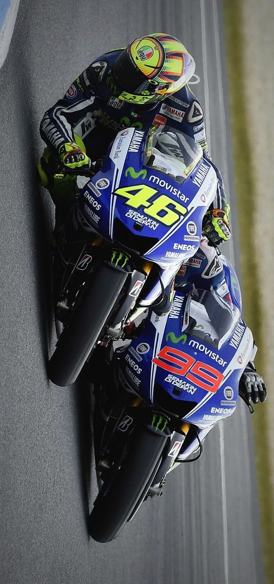 Moto GP: Rossi (left) and Lorenzo (right)
