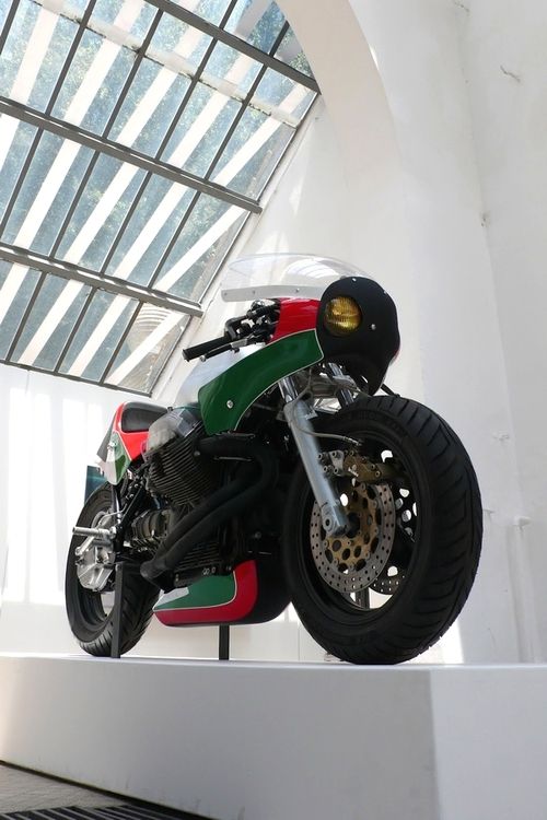 Moto Guzzi Racer | Le Mans IV Cafe Racer #motorcycles #caferacer #motos | 