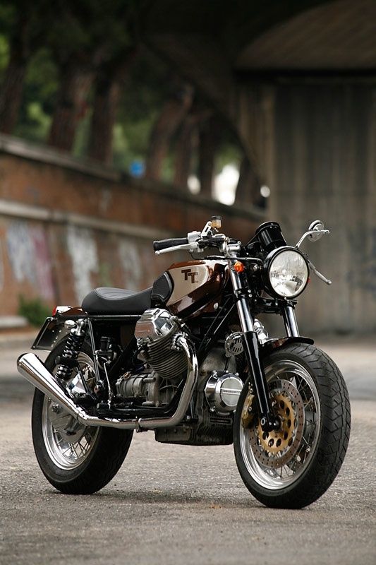 Moto Guzzi TT Brat Style #motorcycles #bratstyle #motos |