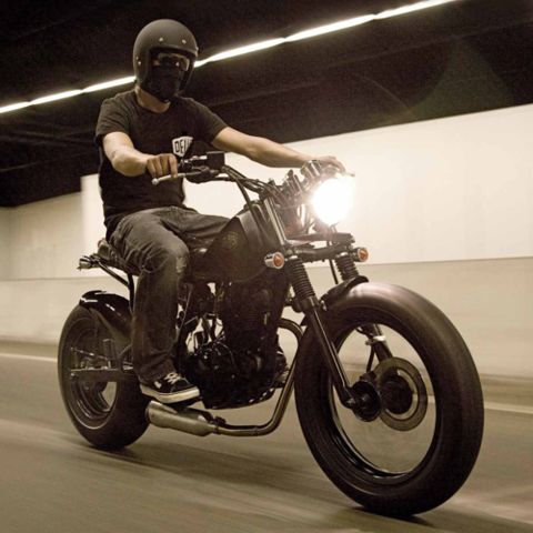 #motorcycle #rider #ride #motorcycles #bike #bikes #speed #caferacer #caferacers #openroad #motorbikes #motorbike #cycles #naked #standard #sport #cycle #freeride #hog #hogs #sportcycle