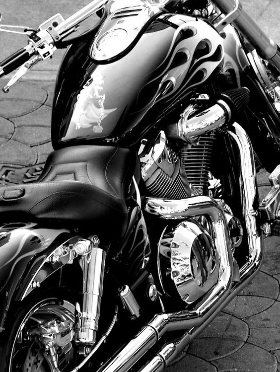Not a Harley, not a  maybe a Honda VTX. Black and White