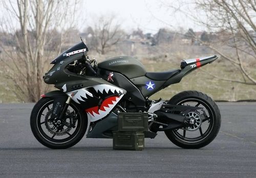 Ok, this is sweet, now I need to get one and have a friend ride one painted with a Japanese WWII paint job