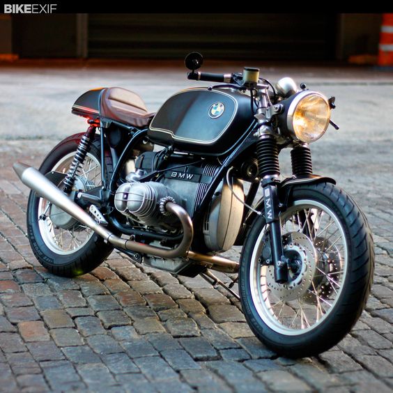 One of the best BMW cafe racers we've ever seen: Bill Costello's 1981 R100RT. Click through for more images and the story behind this amazing build.