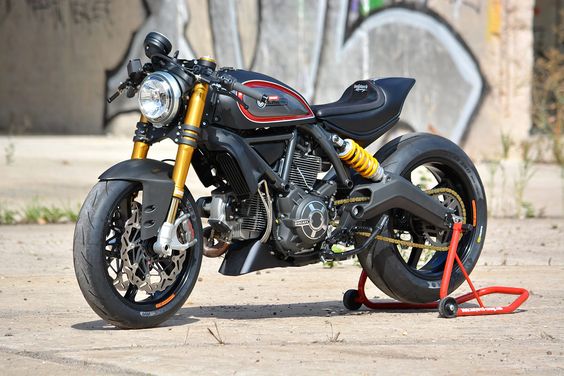 Perfect! Ducati Scrambler Cafe Racer by WalzWerk Racing #motorcycles #caferacer #motos |