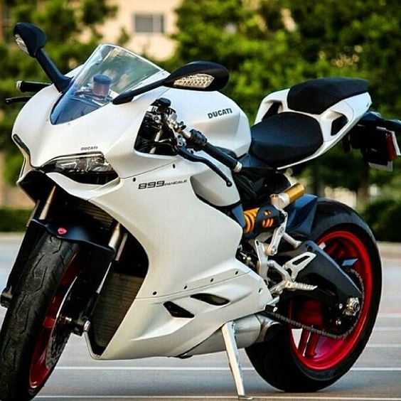 Perfection on two wheels!!!
