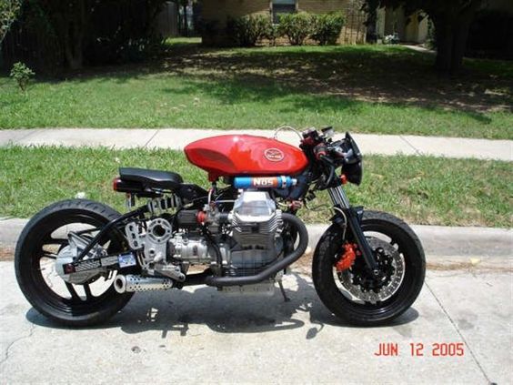 Photo of the Day: Moto Guzzi 1100 NOS - Cafe Racer - Moto Guzzi - Picture of the Day - Tuning - Motorcycle Caradisiac - 