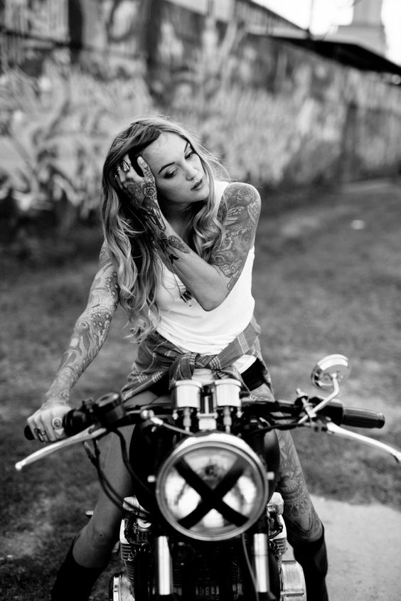 #babe and #motorbikes