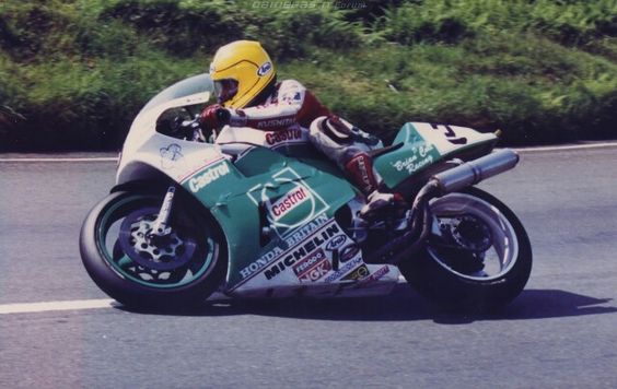 Real roads. Joey Dunlop on his Honda RC30 at the IOM TT