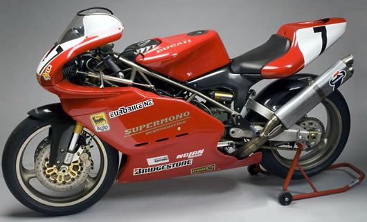 Robert Holden's TT winning Ducati Supermono.