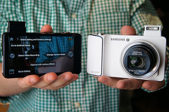 Samsung Galaxy Camera with Android Jelly Bean